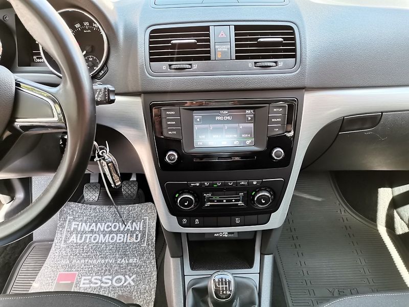 Škoda Yeti (2016) 1.2TSi 81kw AMB Tažné PDC - fotka 14 z 27