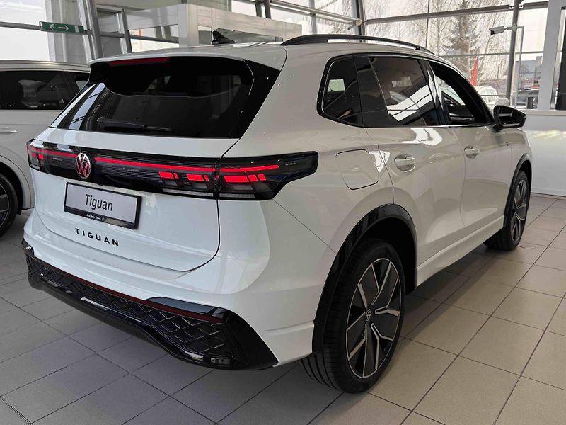 Volkswagen Tiguan (2025) 1,5 TSI 200 kW eHybrid - fotka 2 z 8