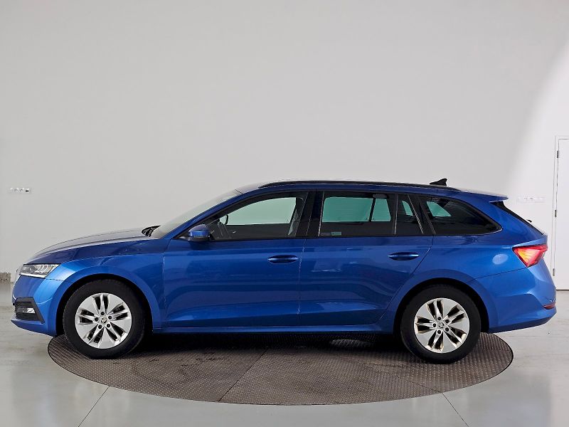 Škoda Octavia (2022) COMBI 1.5TSI 96kW DSG G-TEC AM - fotka 3 z 29