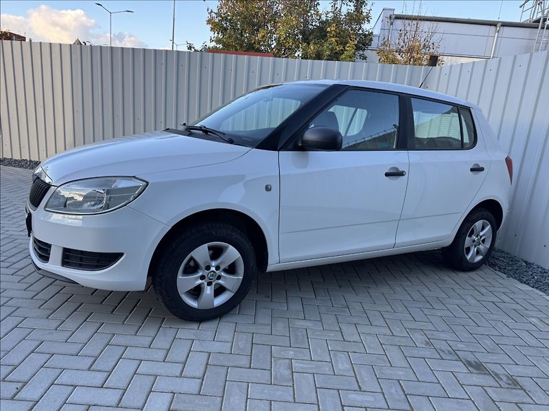 Škoda Fabia 1,4 i 16V tažné DPH 1.maj. ČR - fotka 3 z 45