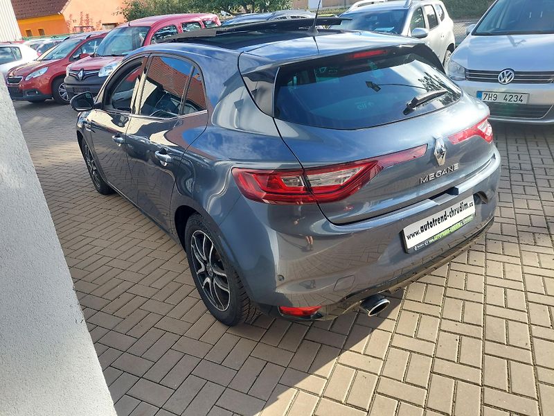 Renault Mégane (2018) IV. Bose TCe 130 - fotka 9 z 42