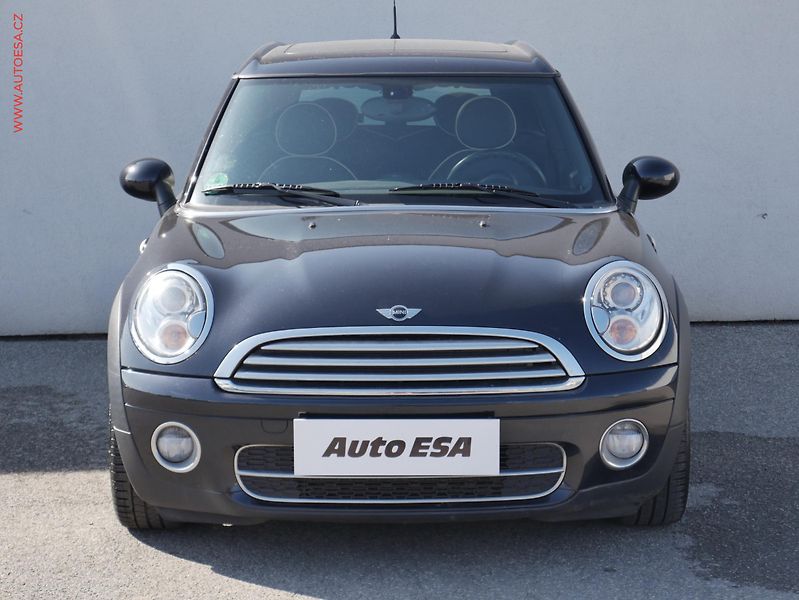 Mini Clubman (2007) 1.6D, AC, panor, navi - fotka 2 z 20