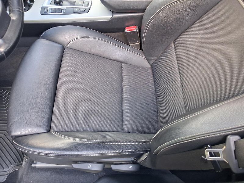 BMW X3 (2012) 2,0D XDRIVE ČR SERVISKA 2xKOLA - fotka 31 z 38