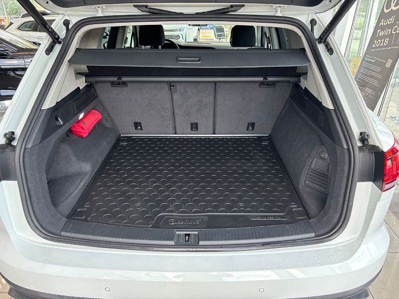 Volkswagen Touareg 3.0 TDI 170kW Tiptronic - fotka 15 z 17
