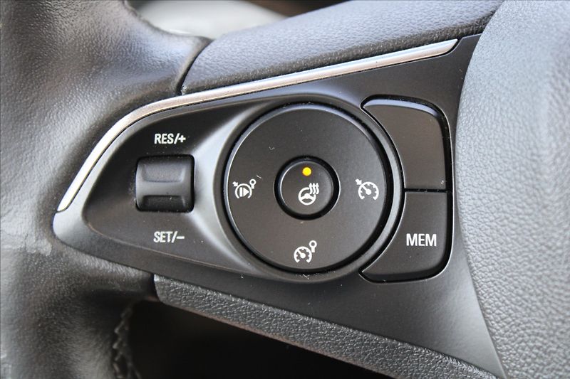 Opel Combo 1,2 T  ČR,1.MAJITEL,INNOVATION - fotka 17 z 34