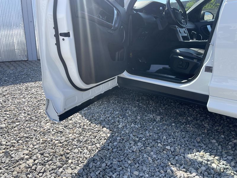 Land Rover Discovery Sport 2.0TDi 180PS 4x4 R-DYNAMIC TOP - fotka 88 z 180