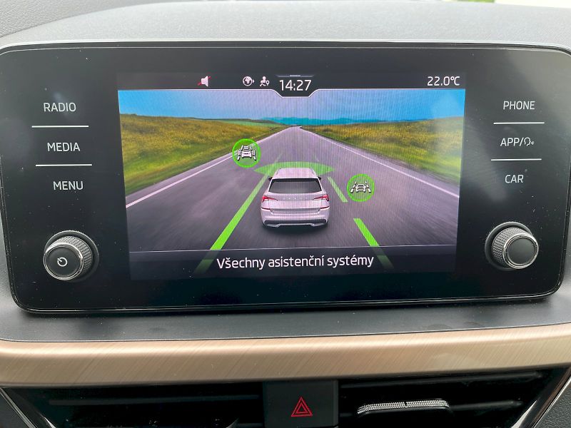 Škoda Kamiq (2023) 1.0 TSI 81 kW Style - fotka 17 z 25