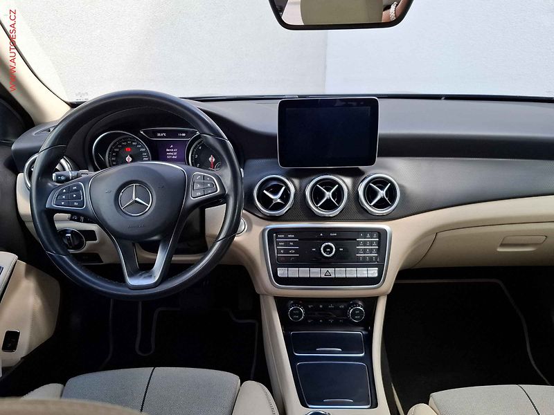 Mercedes-Benz GLA (2018) 2.0i 4Mat, ČR, AT, ACC, LED - fotka 8 z 26