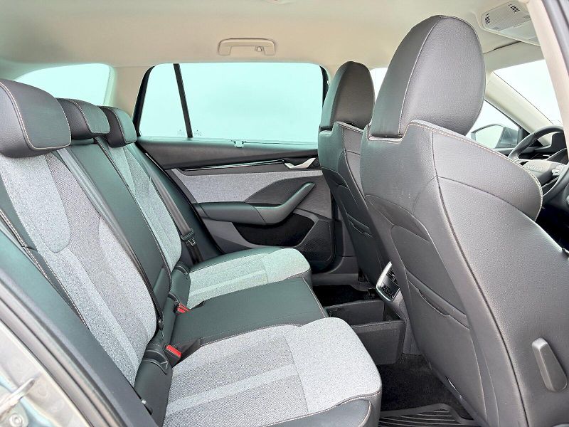 Škoda Octavia (2025) Combi 1.5 TSI / 110kW / TOP SE - fotka 9 z 35