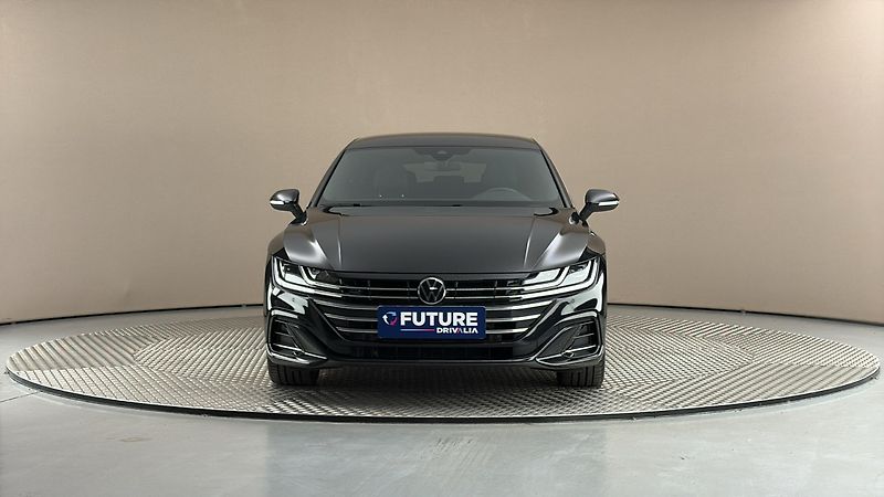 Volkswagen Arteon 1.4 TSI PHEV DSG R-Line Shooti - fotka 3 z 32