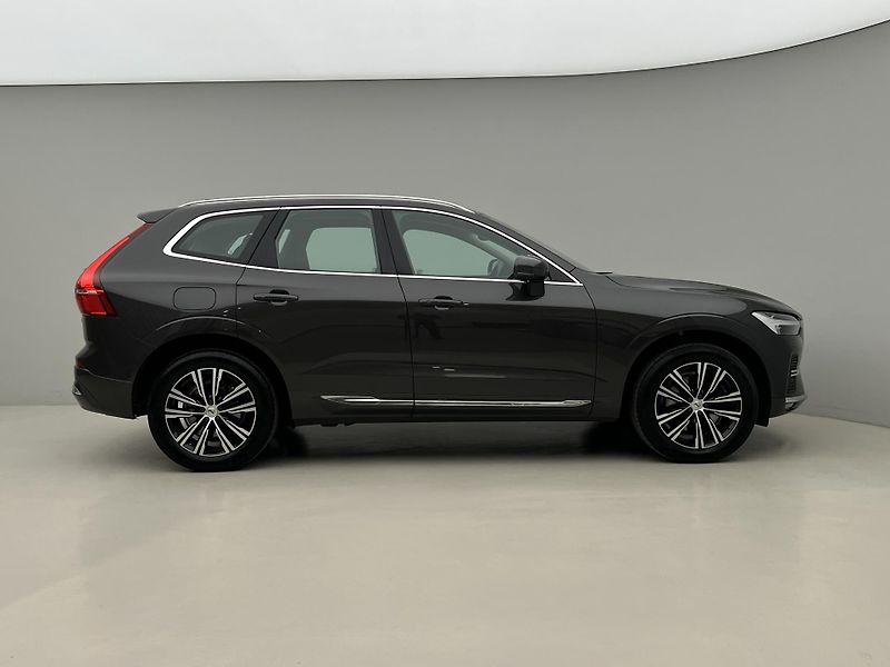 Volvo XC60 B5 AWD INSCRIPTION AUT - fotka 10 z 48