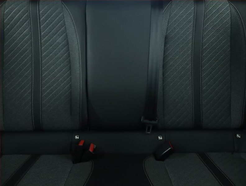 Peugeot 2008 (2025) 1.2 PureTech, Serv.kniha - fotka 10 z 15