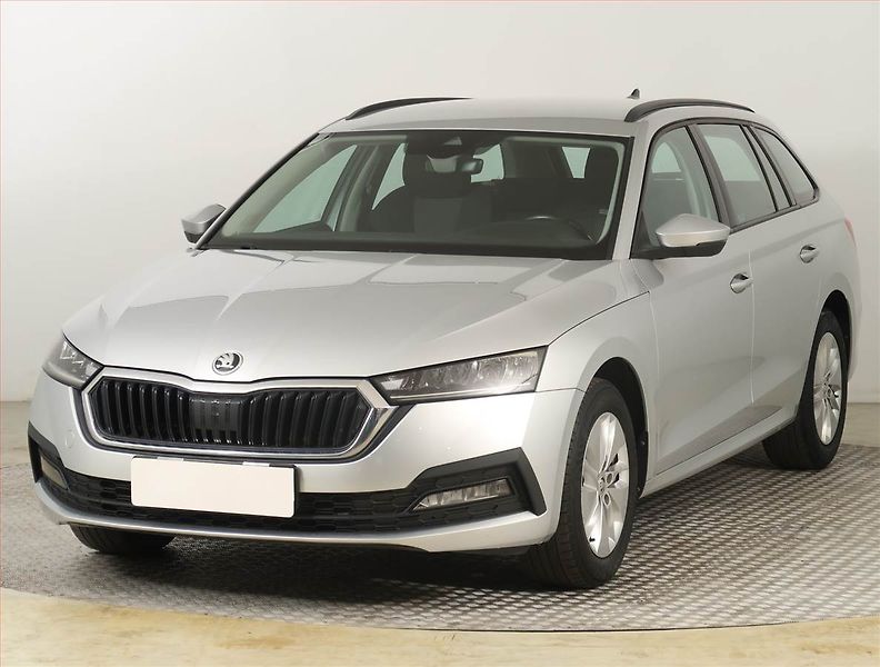 Škoda Octavia (2023) Ambition 2.0 TDI - fotka 2 z 18