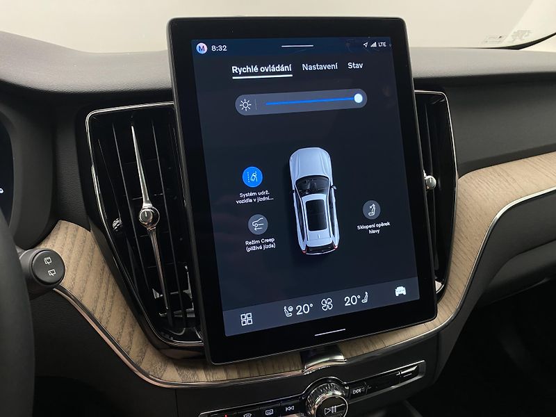 Volvo XC60 T6 AWD RECHARGE DARK PLUS CZ - fotka 47 z 67