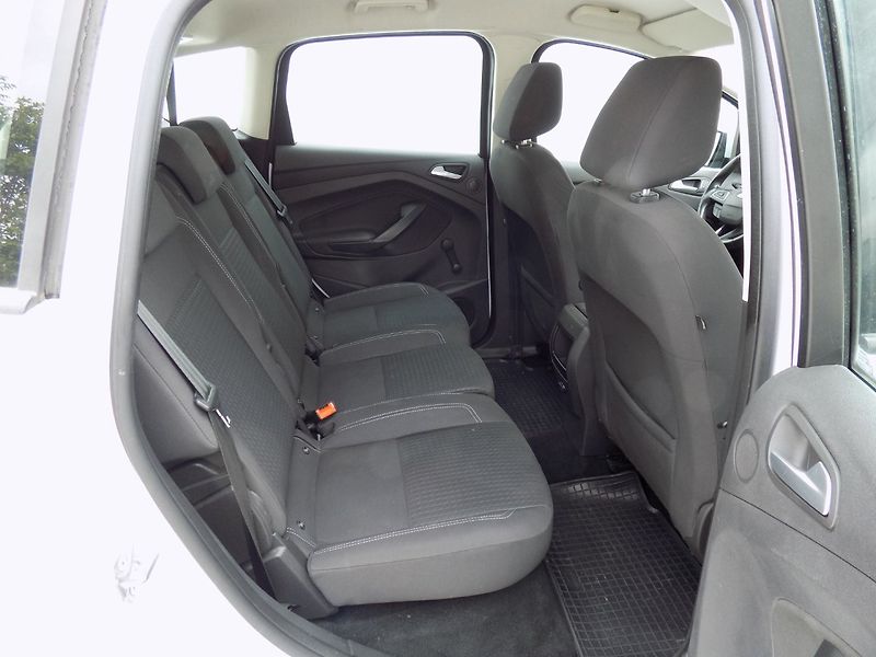 Ford C-MAX (2016) 1.0 Eco-Boost/ČR/Klimatizace/ - fotka 17 z 31