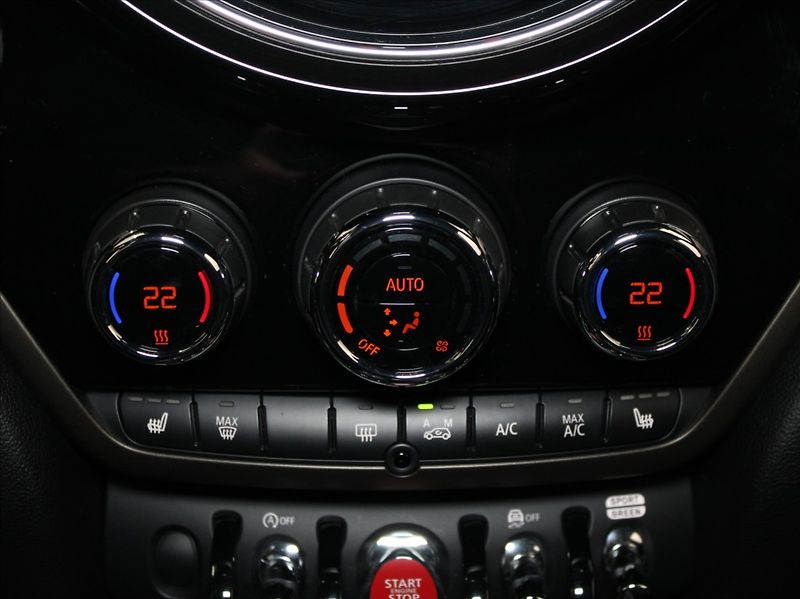 Mini Countryman 1,5 Turbo JCW-Paket 15tkm! ČR - fotka 16 z 30