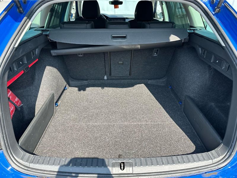 Škoda Octavia 2,0 TDI Style - fotka 18 z 22