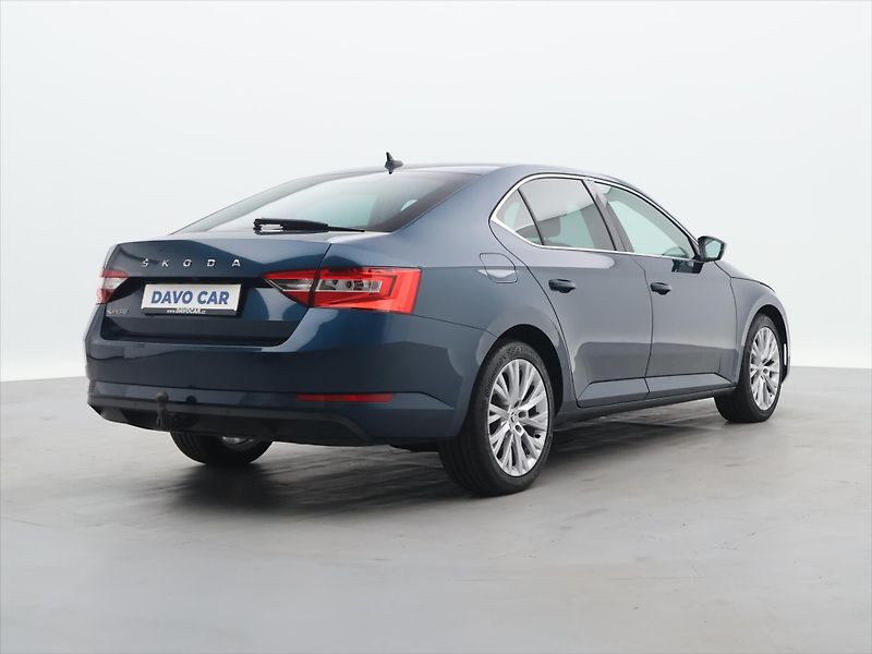 Škoda Superb 2.0 TDI 110kW LED Ambition DPH - fotka 6 z 26