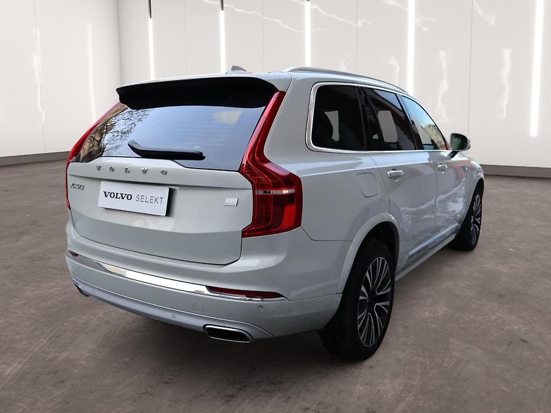 Volvo XC90 (2021) T8 AWD Plug-in Hybrid - fotka 4 z 25