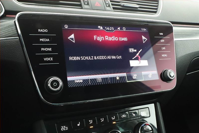 Škoda Superb (2022) Style 2.0 TDI, Automat, Kůže - fotka 9 z 21