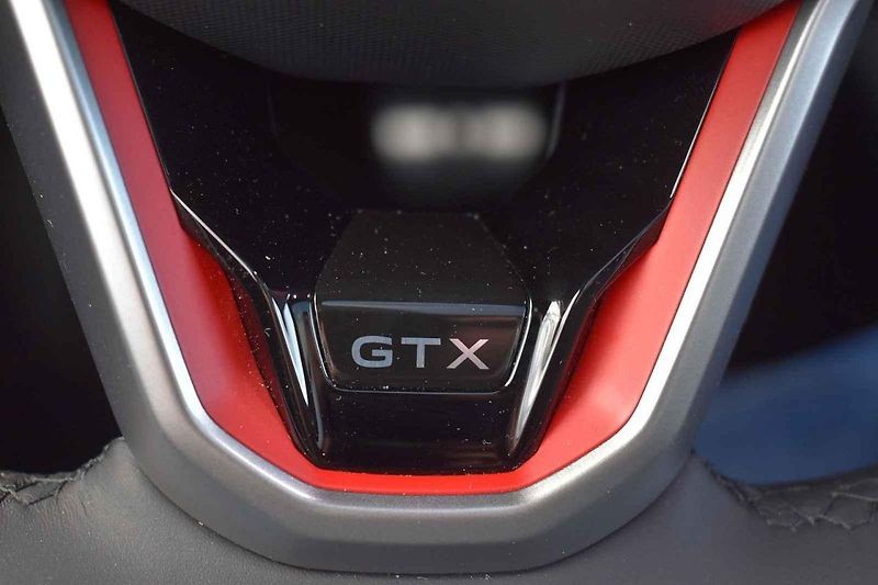 Volkswagen ID.4 GTX umí dobře manévrovat i v těsnějších prostorách