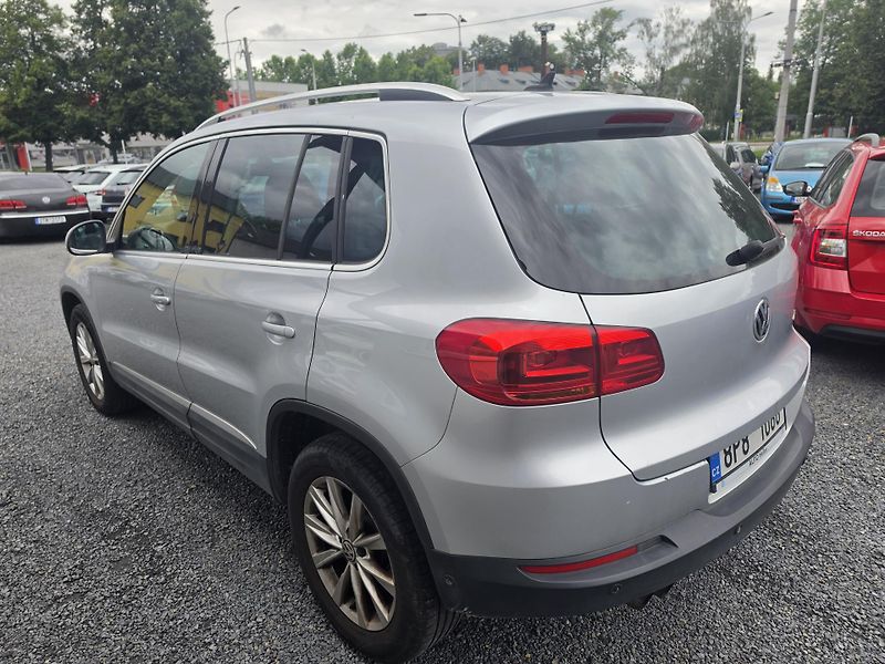 Volkswagen Tiguan 2.0 TDI DSG TZ 4Motion Led - fotka 3 z 20