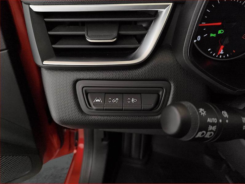 Renault Clio (2023) 1.0 TCe, Tempomat - fotka 17 z 18