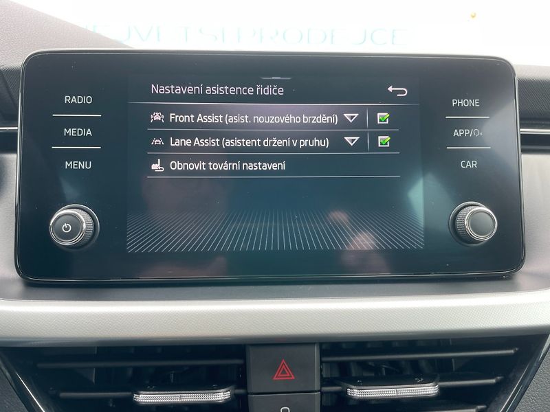 Škoda Scala (2020) 1.6TDi ČR! 1.maj.! Car Play - fotka 28 z 34