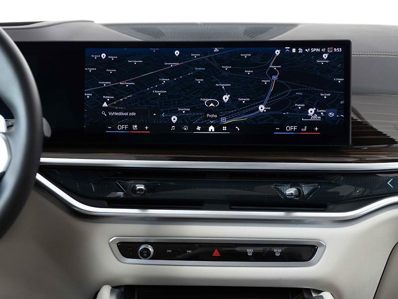 BMW X6 xDrive30d - fotka 14 z 24