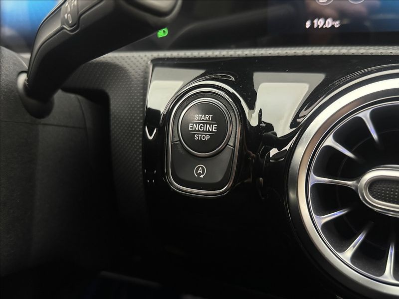Mercedes-Benz Třídy A 1,3 AMG DPH KAMERA VÝHŘEV ČR - fotka 16 z 40