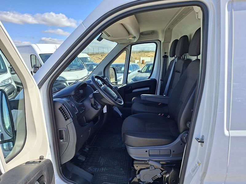 Peugeot Boxer FG 3300 L3H2 2,2 BHDi 140k M6 - fotka 12 z 19