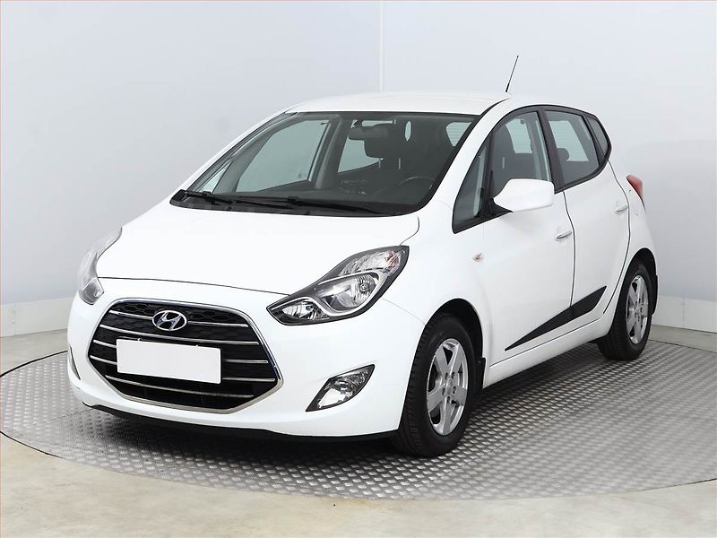 Hyundai ix20 (2019) 1.6 CVVT, Serv.kniha - fotka 2 z 11