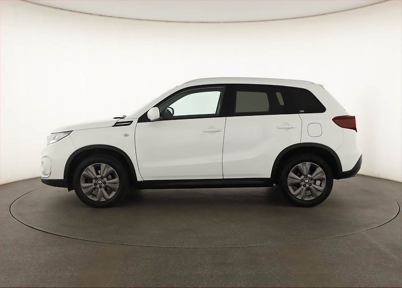 Suzuki Vitara (2020) 1.4 BoosterJet - fotka 3 z 20