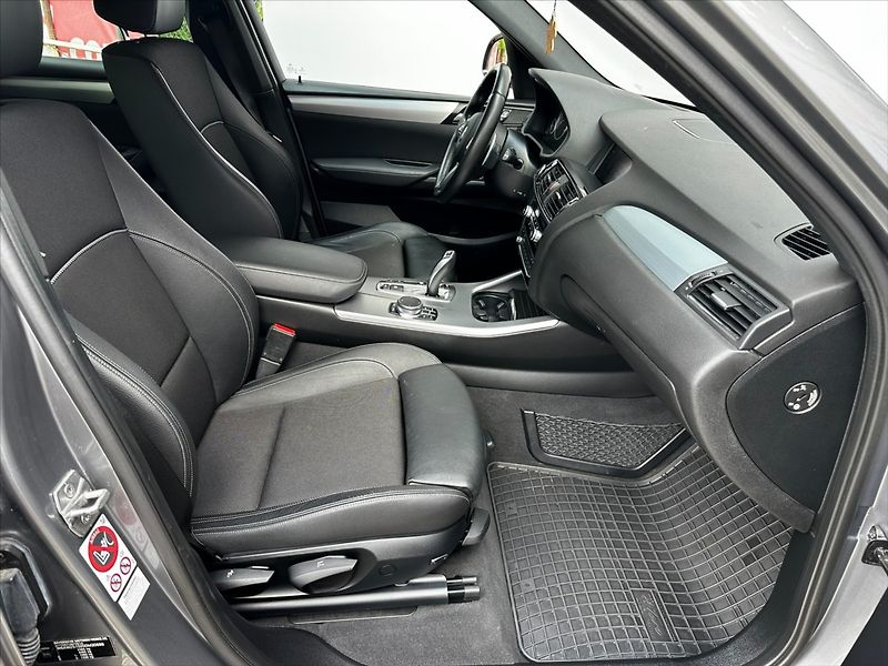 BMW X3 2,0 D 140kW-M PAKET-xDRIVE - fotka 12 z 39