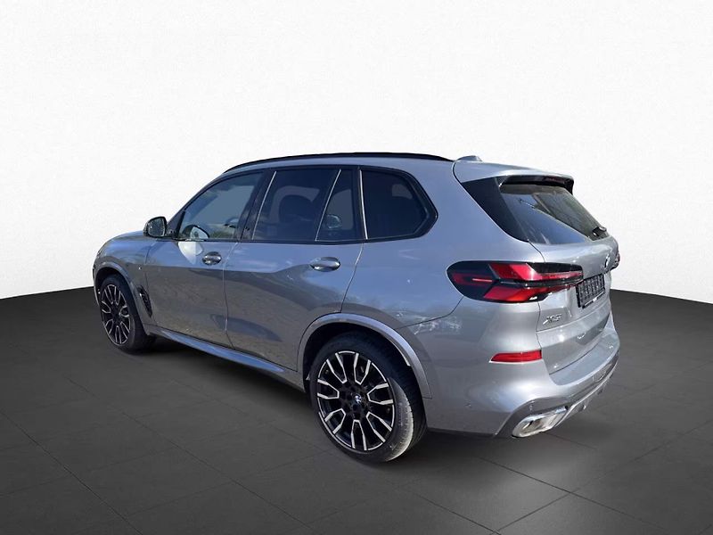 BMW X5 xDrive30d M-Sport Pano Venti - fotka 4 z 13