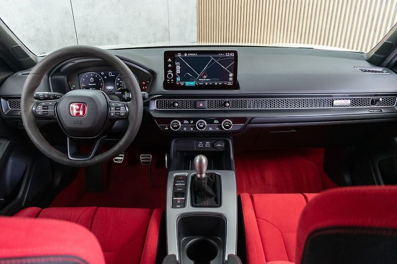 Honda Civic TYPE R 2.0 REZERVACE - fotka 7 z 48
