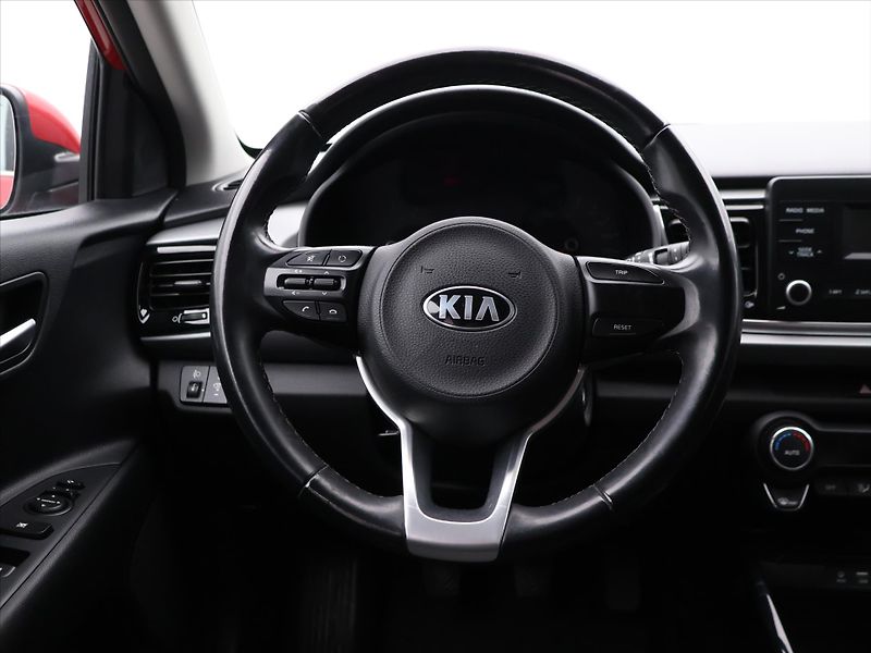Kia Rio 1,4 CVVT 73kW Exclusive CZ - fotka 14 z 30