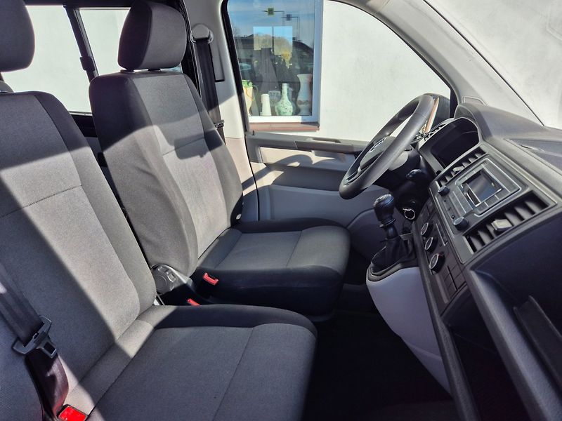 Volkswagen Transporter (2016) 2.0TDI Long,9míst, Závěs - fotka 12 z 36