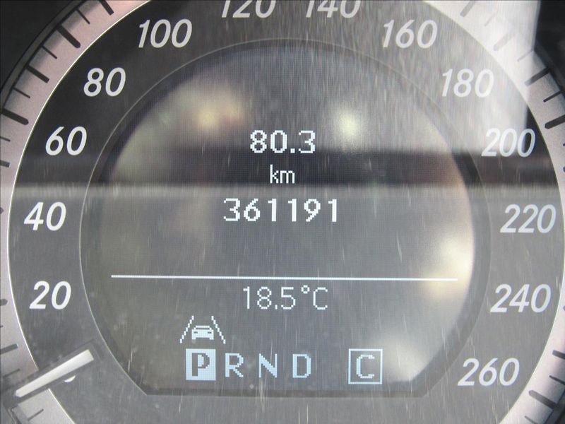 Mercedes-Benz Třídy E 2,1 E 250 CDI 150kW Avantgarde - fotka 14 z 38
