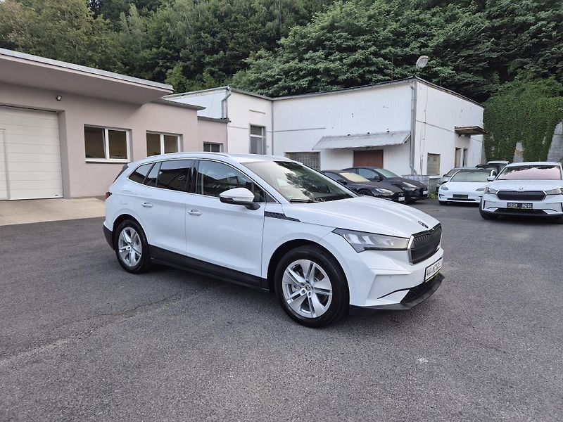 Škoda Enyaq 150kw, iV80 19ALU SOH 92% - fotka 3 z 45
