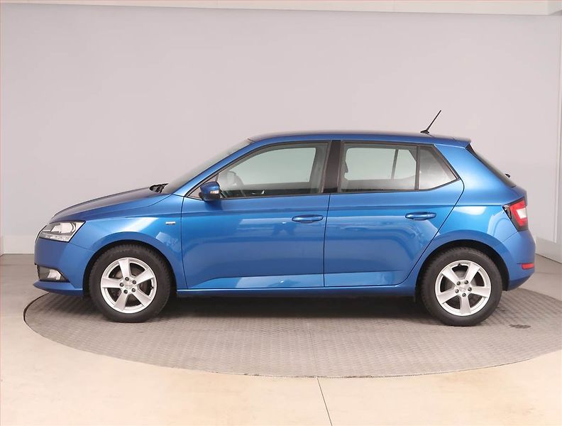 Škoda Fabia (2021) Ambition Plus 1.0 TSI, ČR - fotka 3 z 15