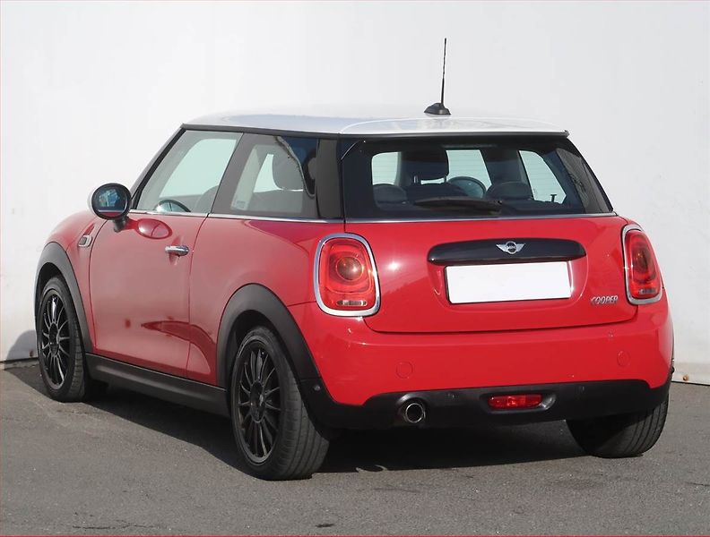 Mini Ostatní (2017) Cooper, Automat, Navi - fotka 4 z 21