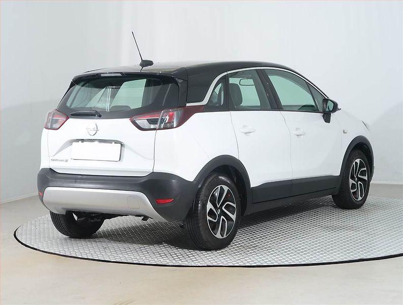 Opel Crossland X (2017) 1.2, Serv.kniha, Tempomat - fotka 5 z 16