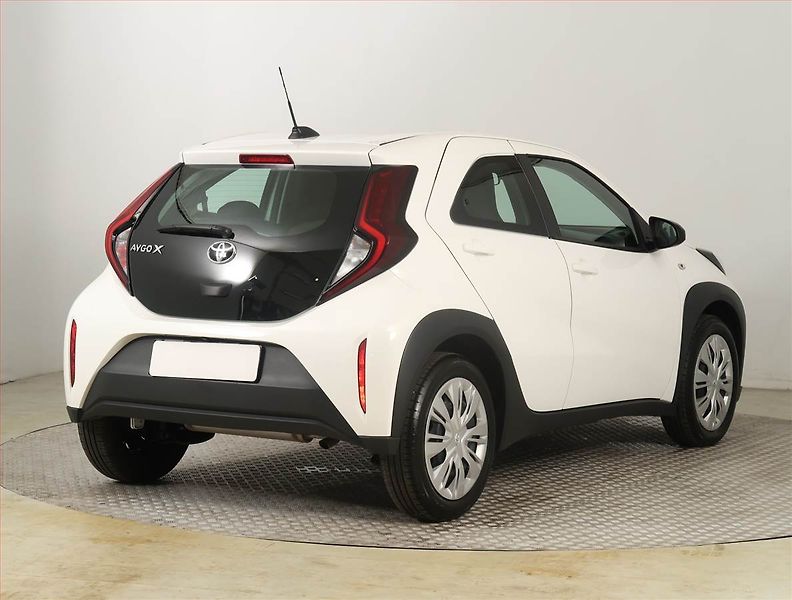 Toyota Aygo (2023) 1.0 VVT-i, Automat, ČR,1.maj - fotka 5 z 18