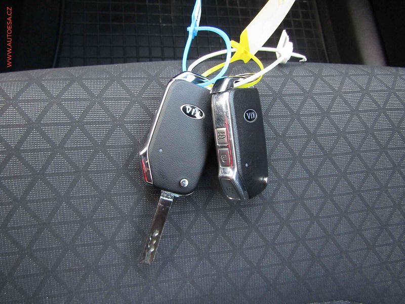 Kia Ceed (2020) 1.4 T-GDi, 2.maj,ČR, AT - fotka 20 z 20