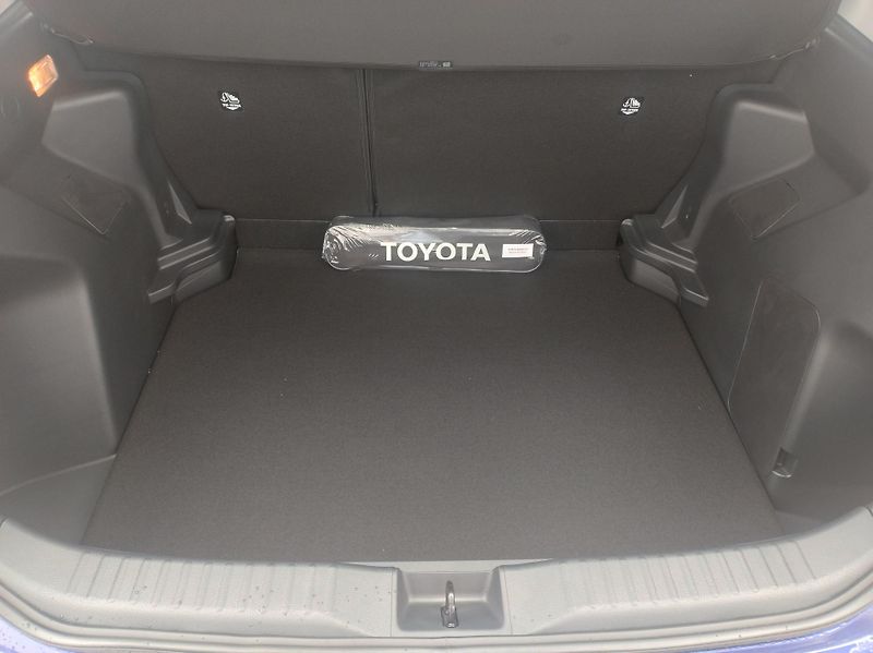 Toyota Yaris Cross (2026) 1.5 FHEV Active FACELIFT - fotka 11 z 11