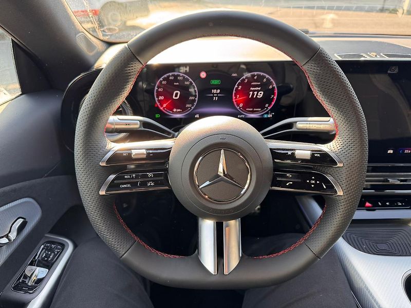 Mercedes-Benz CLA (2026) 200 - fotka 8 z 20