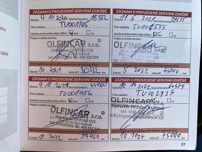 Toyota Corolla 1.8HSD, ČR-1m, ComTech, DPH - fotka 15 z 17
