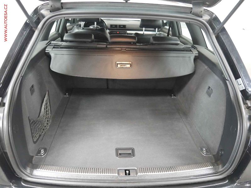 Audi A4 (2007) 2.0 TDI, AC, xenon - fotka 7 z 21