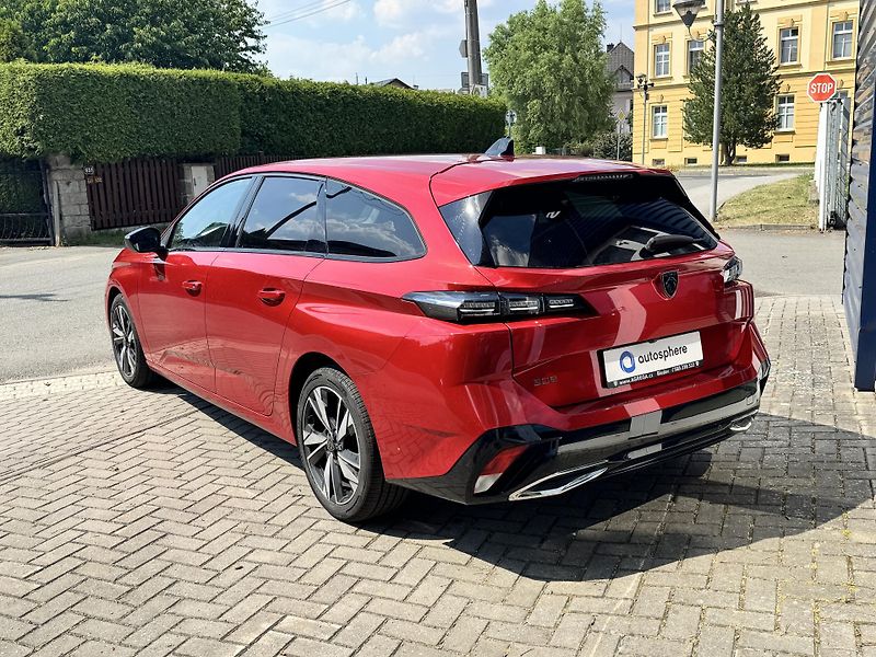 Peugeot 308 (2022) Sw Allure 1.2 PureTech 130k - fotka 3 z 6